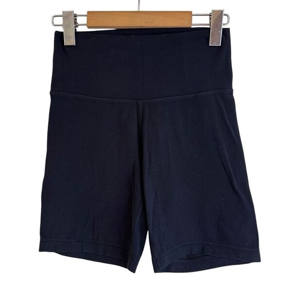 TNA Black Athleisure Bike Shorts Size Small - Picture 1 of 4